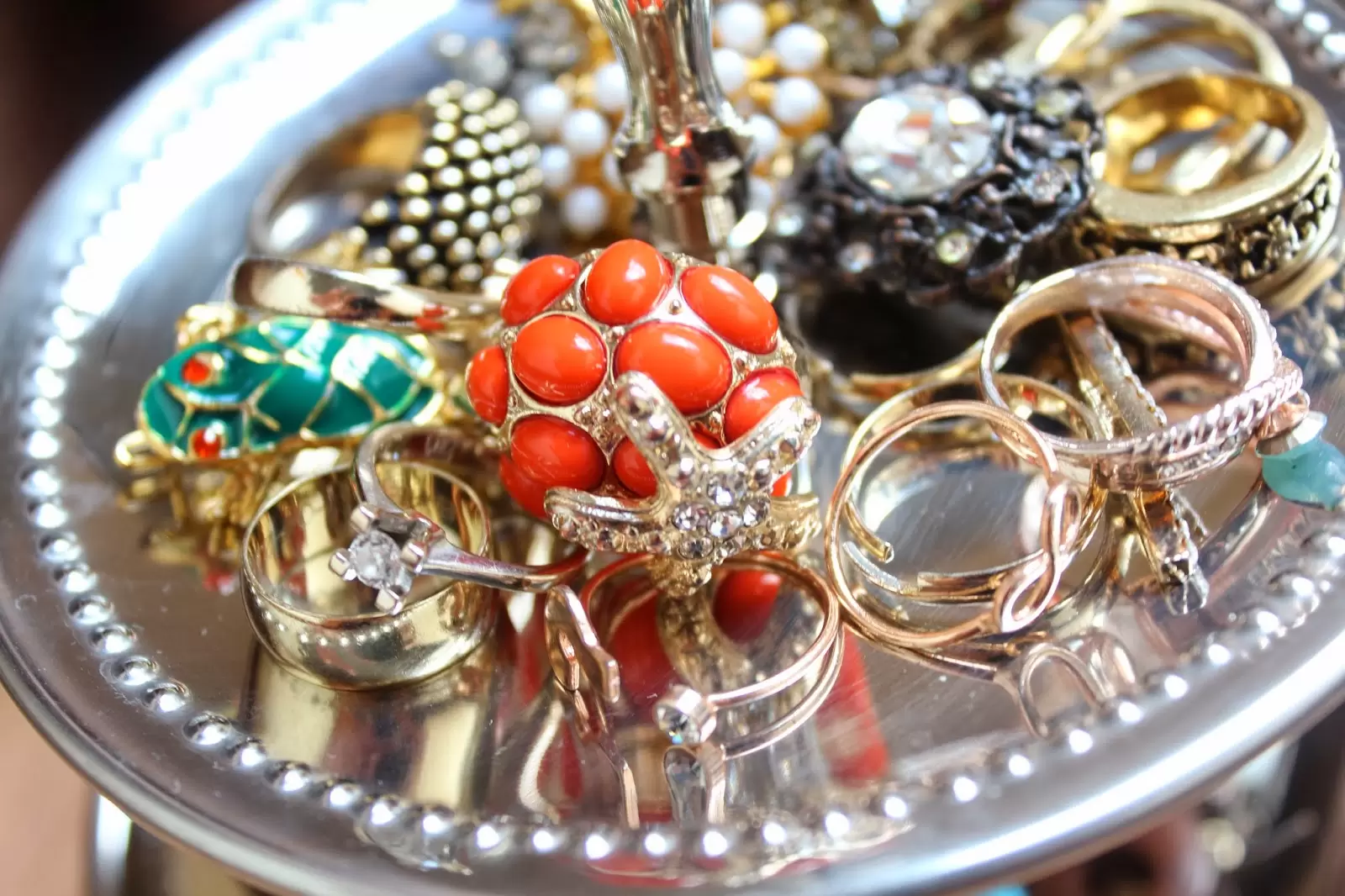 10 Questions to Ask When Looking for a Jeweler